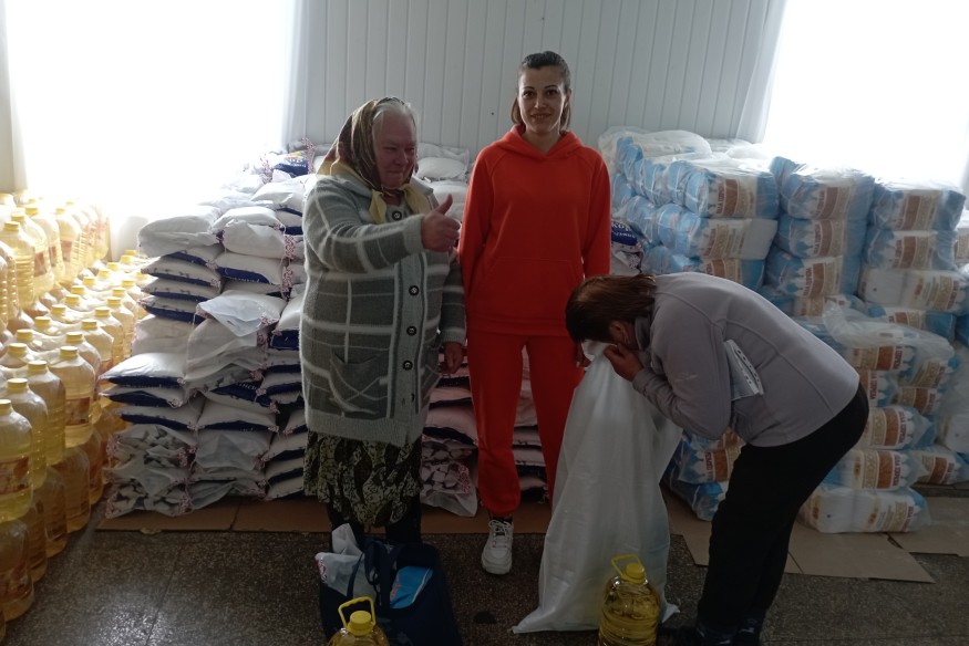 «АСТ АГРО» вітає мешканців Бобровицького району з Великоднем!